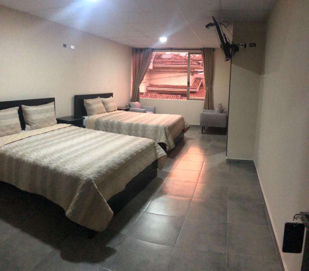 Stelar Hostal Cuenca Exterior foto